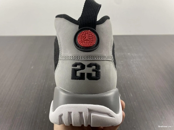 Jordan 9 Particle CT8019-060 Grey Retro 0812